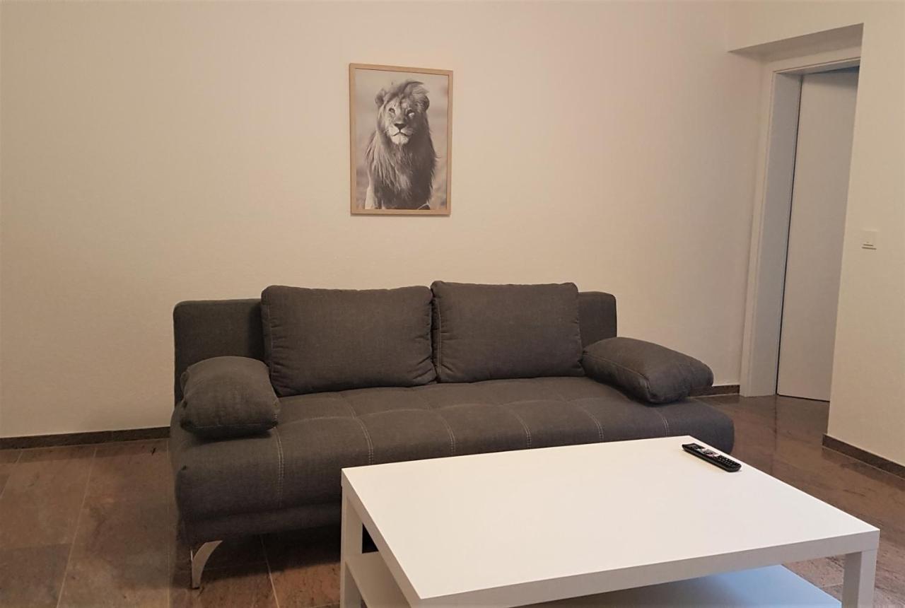 Ferienwohnungen Haus Scheidter 40 사르브루켄 외부 사진